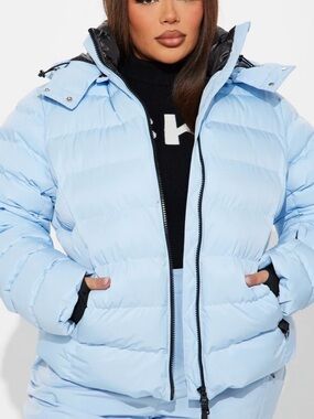 Fashion Nova Grab My Skis Puffer Jacker Light Blue NWT Size 3X